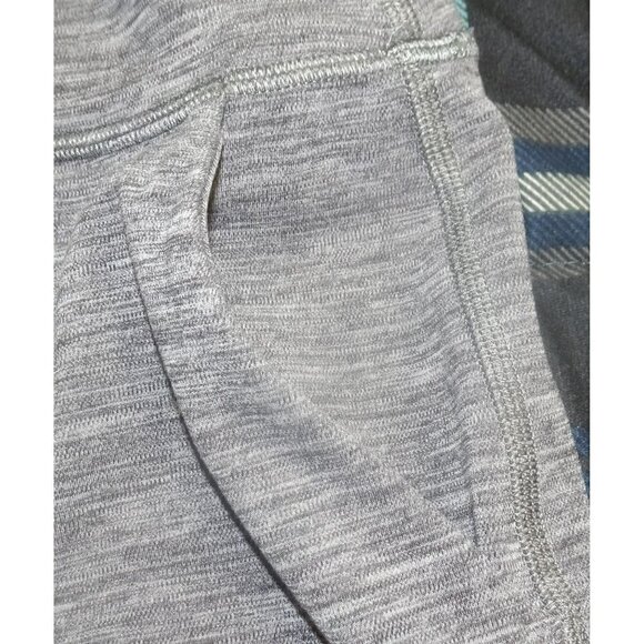 Lululemon Gray Athletic Leggings Size 8 - Picture 4 of 5